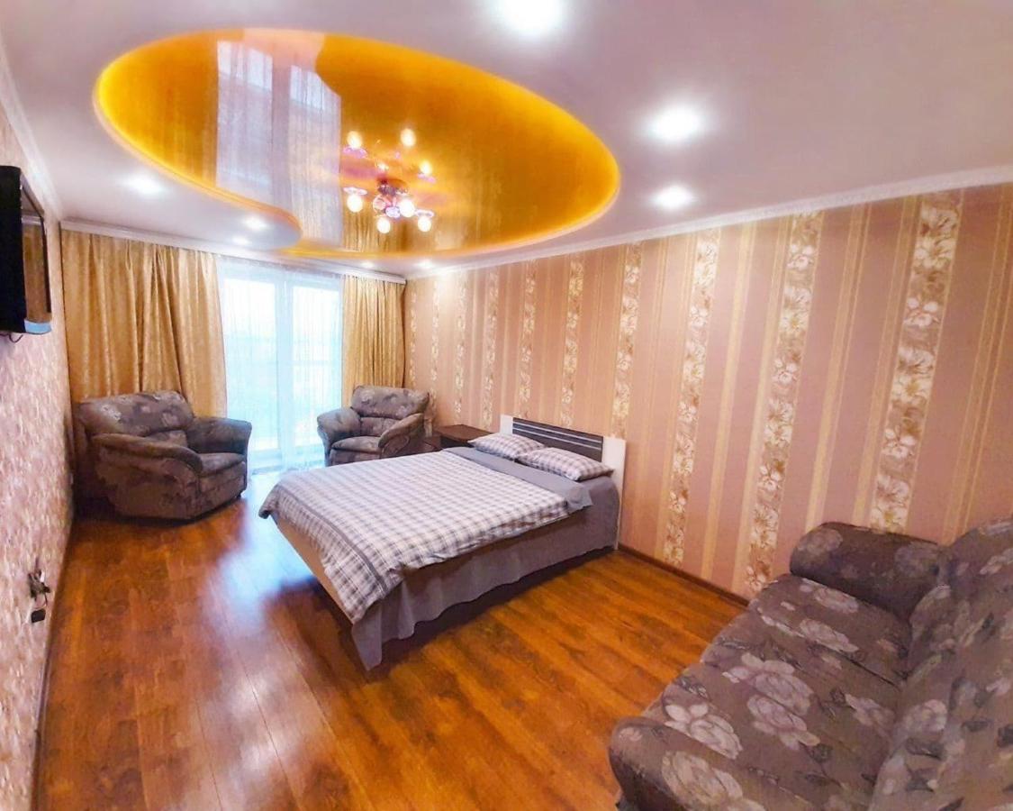 Apartpoltava Двокімнатні Апартаменти, До 6 Спальних Місць, Кутова Ванна, Корпусний Парк, Документи Для Відрядження מראה חיצוני תמונה