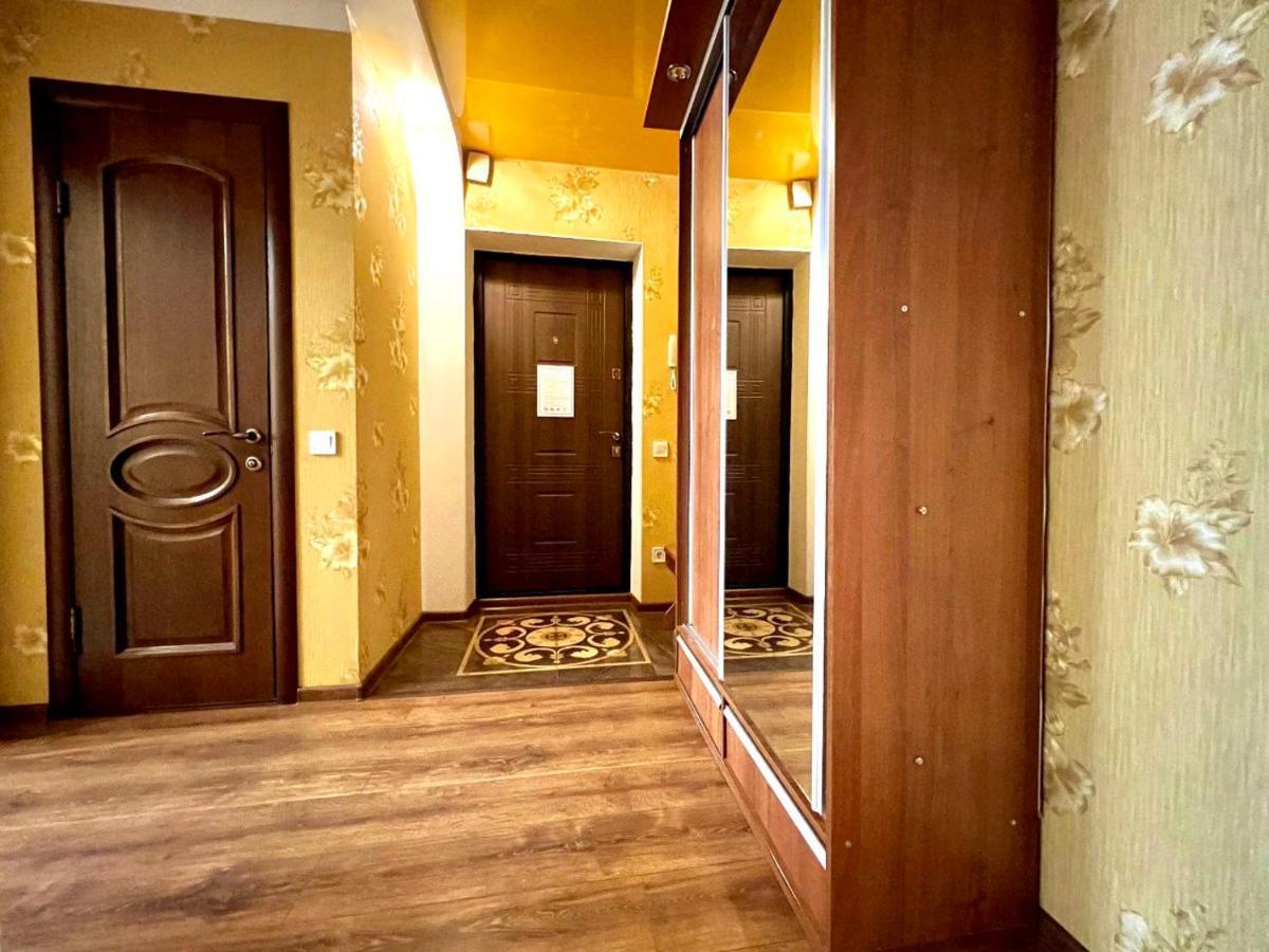 Apartpoltava Двокімнатні Апартаменти, До 6 Спальних Місць, Кутова Ванна, Корпусний Парк, Документи Для Відрядження מראה חיצוני תמונה